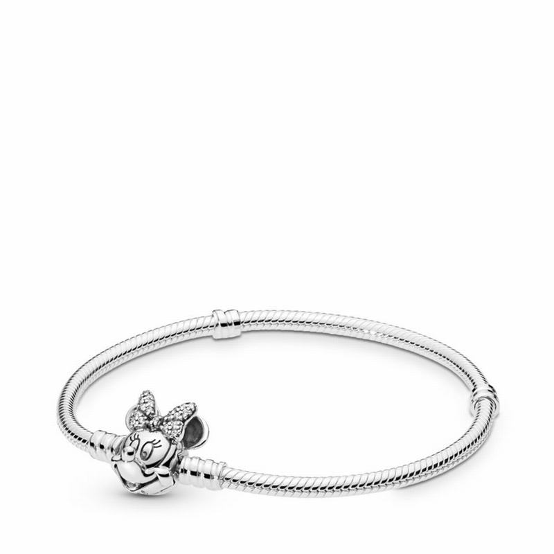 Pandora Disney, Shimmering Minnie Portrait Bracelet NZ, Sterling Silver (637409-LXO)